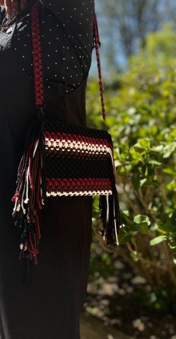 Sac bohème en Macramé,  Rubis Sauvage