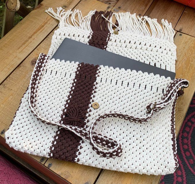 Sacoche pour ordinateur en Macramé, Urban Laptop.