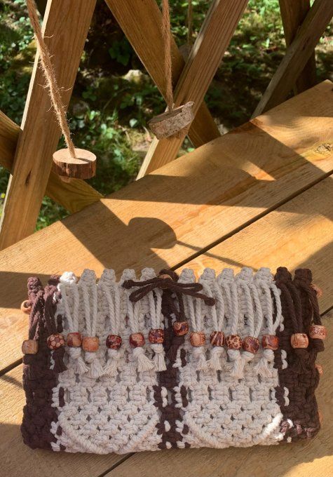 Pochette livre de poche en Macramé modèle LiliMuze
