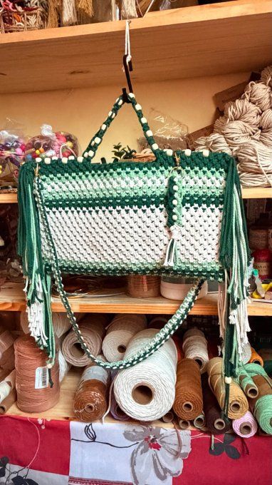 Sac bohème en macramé, nature verte