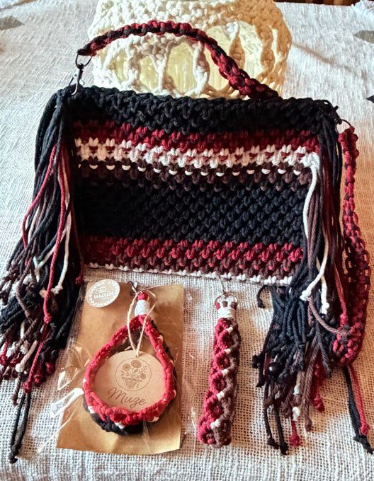Sac bohème en Macramé,  Rubis Sauvage
