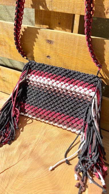 Sac bohème en Macramé,  Rubis Sauvage