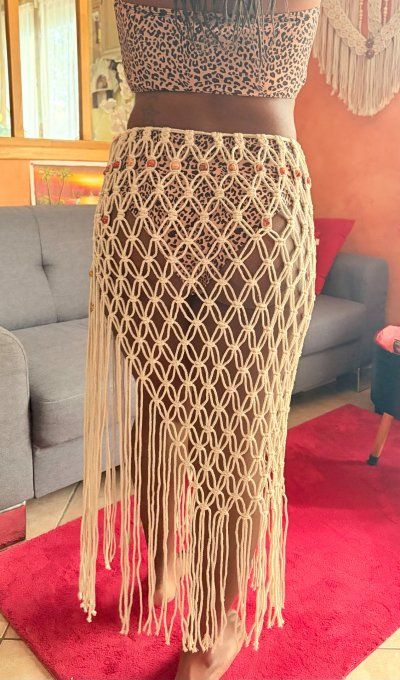 Jupe de plage en macramé, élégance bohème
